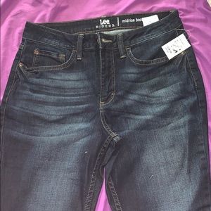Brand New Lee mid rise bootcut jeans